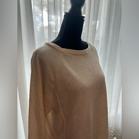 BiBi Soft Sweater - Picture 2 of 4